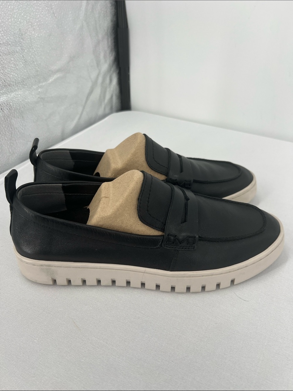 Vionic Uptown Loafers - Picture 2 of 10